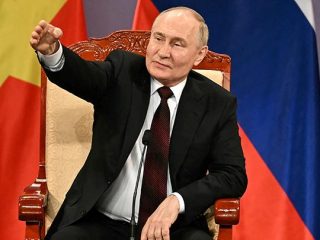 Putin Peringatkan Barat Terkait Penggunaan Rudal Jarak Jauh di Ukraina