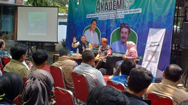 Anas Urbaningrum saat menjadi narasumber dalam diskusi yang dihelat di Universitas Brawijaya Malang