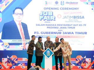Buka Job Fair 2024, Pj. Sekdaprov Bobby Sebut Jadi Upaya Turunkan TPT Jatim