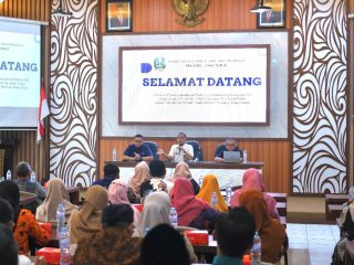 Pelindo dan Disnakertrans Jatim Luncurkan Program Edukasi HI Mengajar