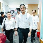 Putra Bungsu Presiden Jokowi, Kaesang Pangarep, saat berkunjung ke KPK dalam rangka klarifikasi isu jet pribadi pada Selasa (17/9/24). Sumner foto : istimewa.
