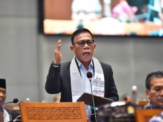 Ditolak Jadi Bacalon Bupati Tapteng, Masinton Tuding KPU Sontoloyo