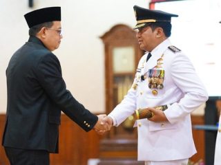 Adhy Karyono Lantik Nur Kholis dan Mochamad Taufik Kurniawan