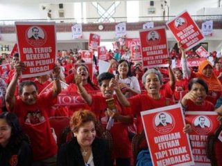 Pasukan Berani Mati Bela Jokowi Ancaman Demokrasi atau Loyalitas Buta?