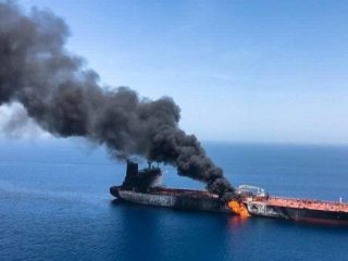 Houthi Kirim Pesan Email Siap Serang Kapal-Kapal di Laut Merah