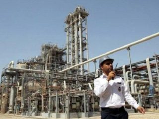 AS: Pertimbangkan Serangan ke Fasilitas Minyak Iran Setelah Serangan Misil ke Israel