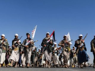 Evolusi Taktik Houthi Menyerang Kapal-Kapal di Laut Merah