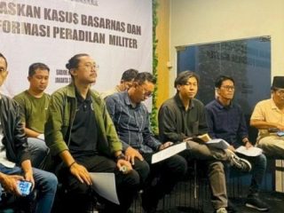 Koalisi Masyarakat Sipil Tuntut Keadilan Kasus Penyerangan TNI