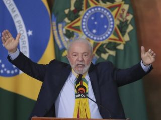 Lula Prioritaskan KTT G20 di Rio, Batalkan Perjalanan ke APEC