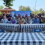 Foto bersama pedagang dan PKM