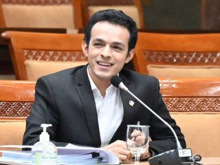Miris! Gamal Albinsaid Sebut 42 Persen Guru Terjerat Pinjol