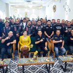 Bambang Soesatyo (tengah)