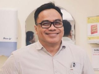 Adakah Partai "Tbk"?