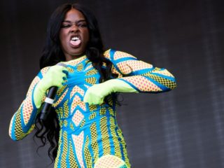 Azealia Banks Sentil Dunia, Soroti Indonesia Jadi "Tempat Sampah" Global