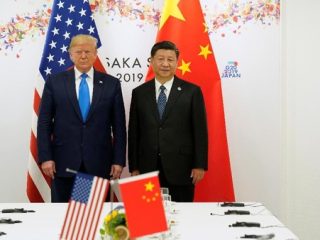 Trump Buka Peluang Damai Dagang dengan China