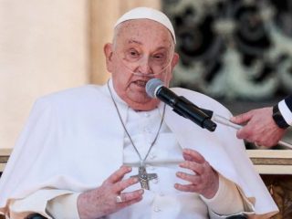 Siapa Pengganti Paus Francis?