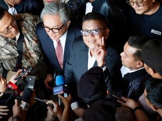 Siapkan Strategi di Sidang Pokok, Tim Hukum Hasto Desak KPK Ungkap Daftar Saksi