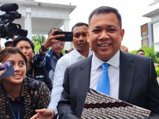 Haji Isam Buka Suara Soal Isu Akuisisi PPP!