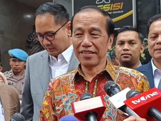 Jokowi Ambil Ijazah, Tapi Tak Ditunjukkan ke Media