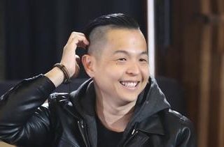 Dirisak Buzzer, Ernest Prakasa Resmi Angkat Kaki dari Twitter!