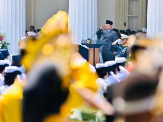 Pancasila Jadi Senjata Prabowo Hadapi Elit Busuk Negara!