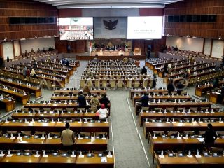 Proses Pemakzulan Gibran Dibuka, Nasibnya Ditentukan Paripurna DPR!