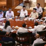 Dalam ratas yang diselenggarakan di kediaman pribadi Presiden di Hambalang, Kabupaten Bogor, Jawa Barat, pada Senin, 23 Juni 2025, pemerintah semakin mematangkan rencana penyelenggaraan Sekolah Rakyat, yang dijadwalkan akan dimulai pada tahun ajaran 2025-2026. Sumber foto : Sekretariat Kabinet.