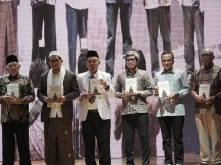 Menulis Sejarah Ulama, Meneguhkan Identitas Islam Kebangsaan Indonesia