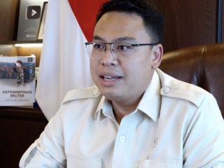 Panggil Meta dan Tiktok, Wamenkomdigi: Takedown Konten Bukan untuk Membungkam Ekspresi
