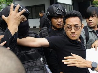 Aktivis Lokataru Gugat Penahanan ke PN Jaksel Lewat Praperadilan