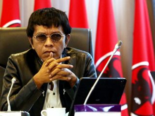 IHSG Anjlok, Adian Napitupulu Desak Menkeu Purbaya Ambil Langkah Nyata