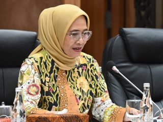Hetifah Tekankan Pentingnya Pendidikan dan Vokasi untuk Generasi Muda