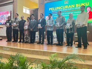 Sultan Najamuddin Puji GKR Hemas Lewat Peluncuran Buku