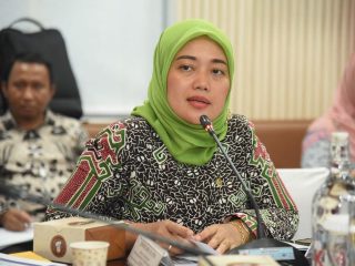 Chusnunia Desak Industri AMDK Tingkatkan Tanggung Jawab Lingkungan