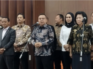 DPR Bahas Upaya Menjaga Pertumbuhan Ekonomi